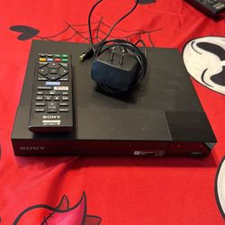 Sony blue-Ray DVD With  Remote.