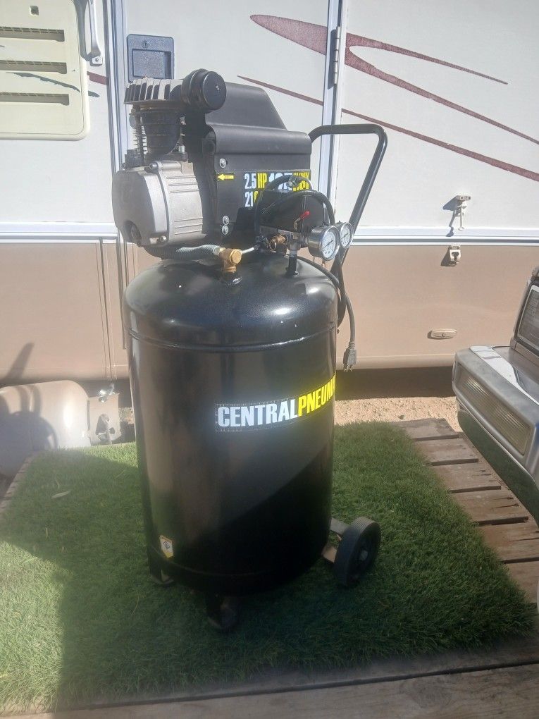 Se Vende Compresor 21 Galones Motor 2.5 