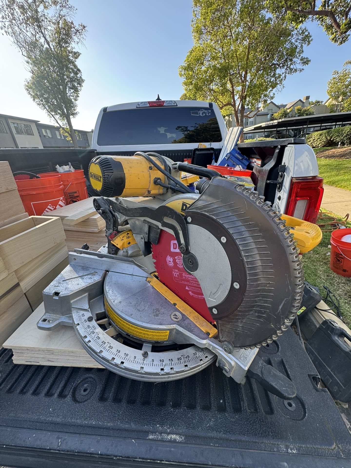 DEWALT Chopsaw