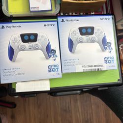 Astro Bot PS5 Controller 