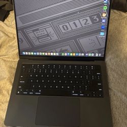 Apple MacBook Pro 14 inch Laptop Apple M4 chip 16GB Memory 1TB SSD