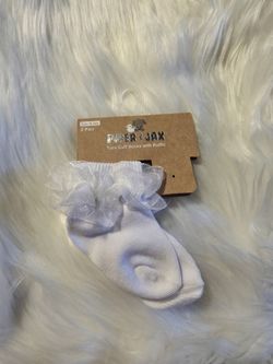 1 pair socks 0-6 months baby girl