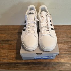 Adidas Grand Court Size 6 NEW