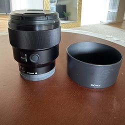 Sony 85mm 1.8 Lens