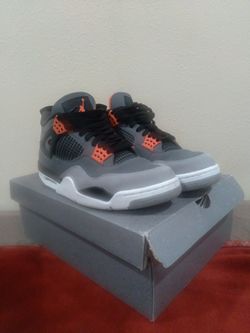 Ar Jordan 4 Retro Size 9.5