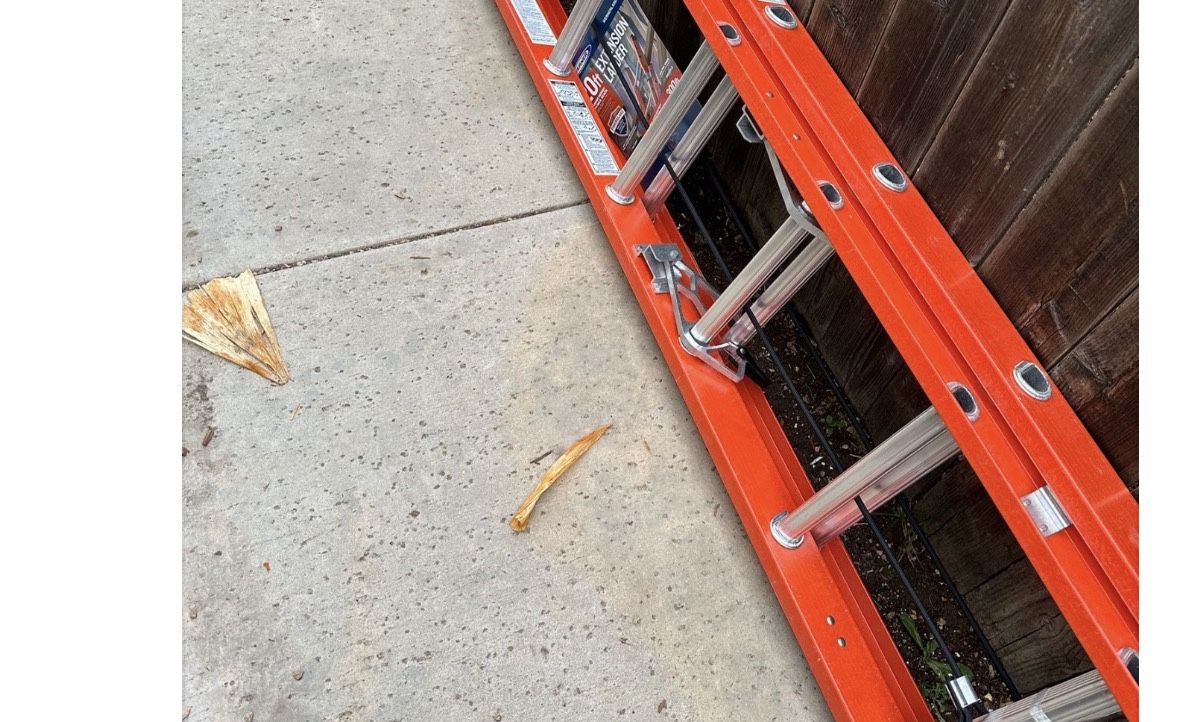 20 Ft Fiberglass Ladder