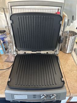 Cuisinart Griddler Deluxe (GR-150) - Excellent Condition