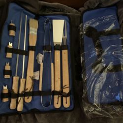 New In Case 11 Pc Grilling Set