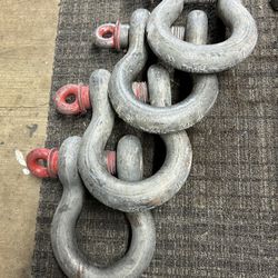 4-Crosby 1 1/2 Shackles 