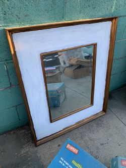 Mirror 37.5 H X 31.5 W $30 Or best offer