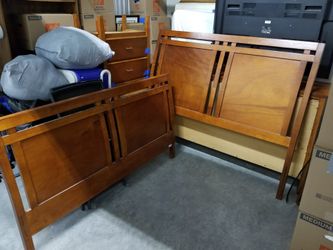 Bed Set Queen Head and Foot Board 2 End Table Or Nightstand And Large Dresser