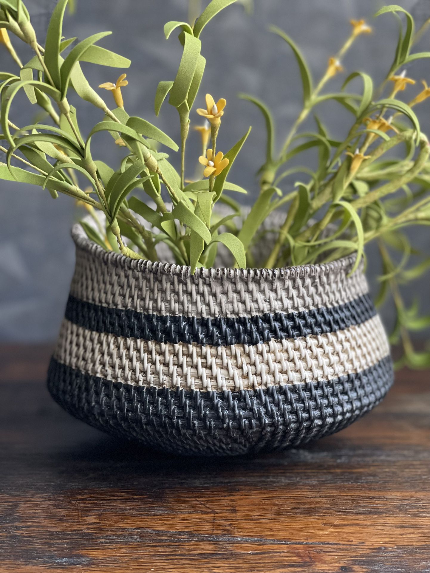 Basket Weave Ceramic Planter / Pot / Vase Creative Co - Op Faux Woven. Realistic Looking., 
