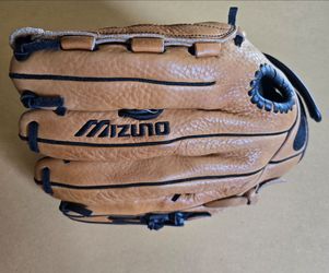 Mizuno Franchise Pro Model Leather Baseball Glove with Woven Palm. 35th Ave and Union Hills area