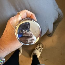 Escape By Calvin Klein Eau de Parfum Spray 3.4 oz 