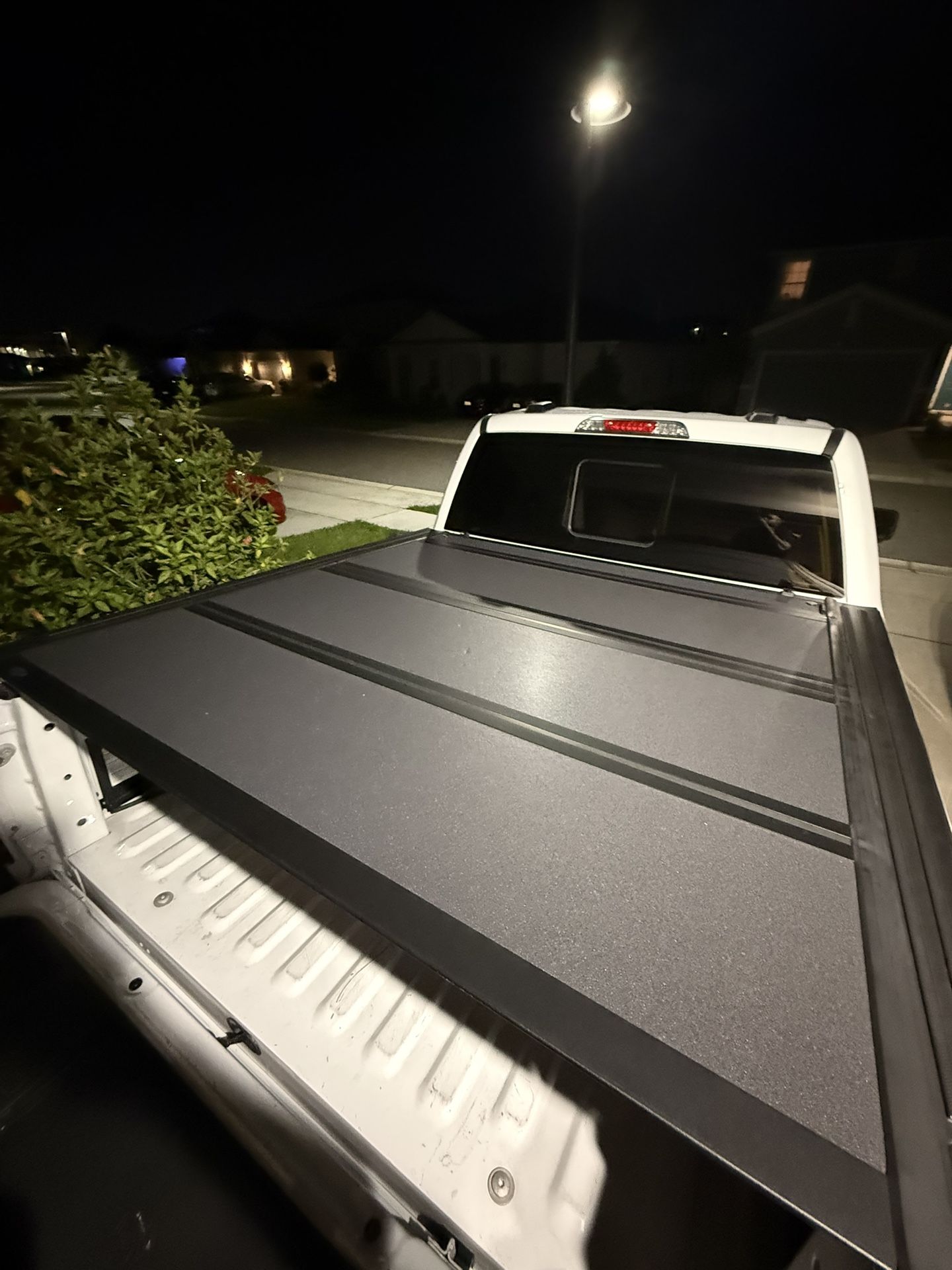 OEM Ford Tri-Fold HardTonneau Cover BACKFLIP