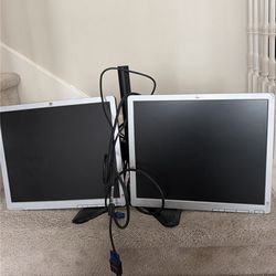 Dual Monitor Stand with 2 HP screens
