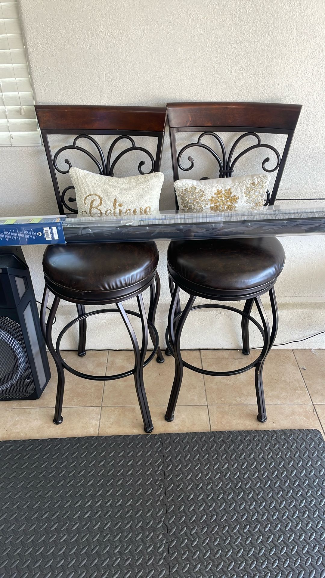 Bar chairs, stools