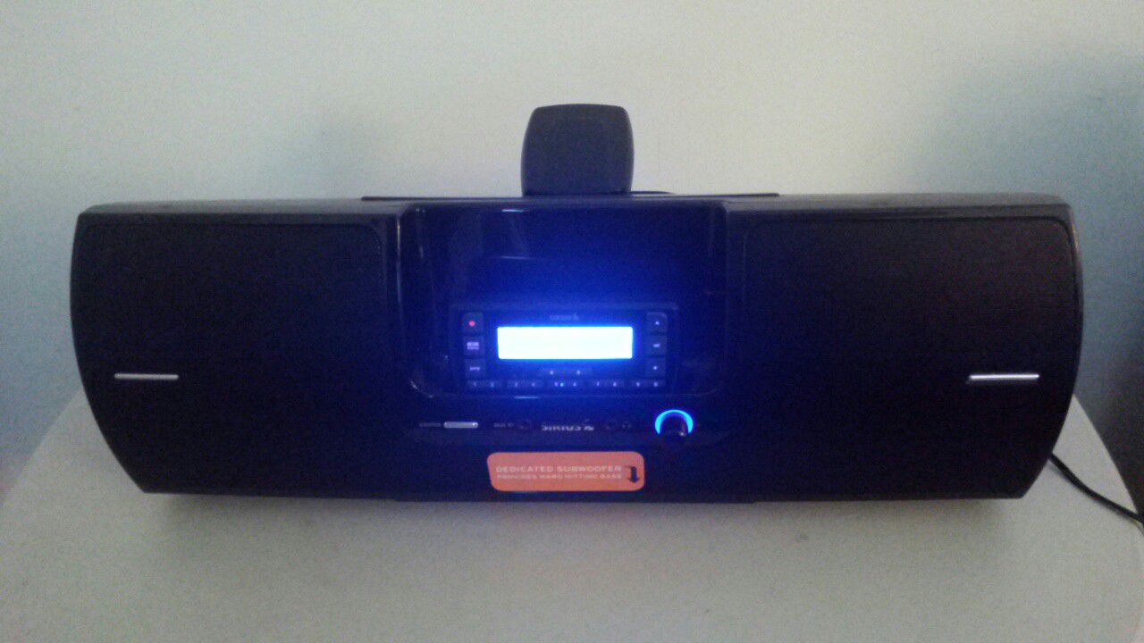 SIRIUS XM SUBX2 BOOMBOX WITH ACTIVATED RECEIVER