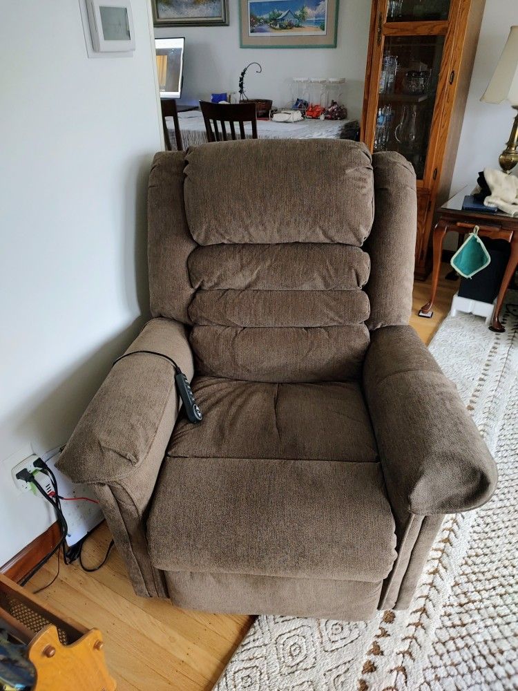 LIFT /  RECLINER  CHAIR