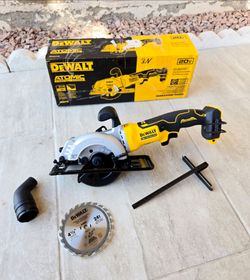 DeWALT 20V ATOMIC 4-1/2in Circular Saw