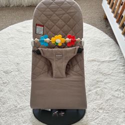 Baby bjorn, Bouncer. 