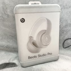 Beats Studio Pro - (Sandstone)