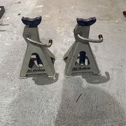 Acdelco Car Stand