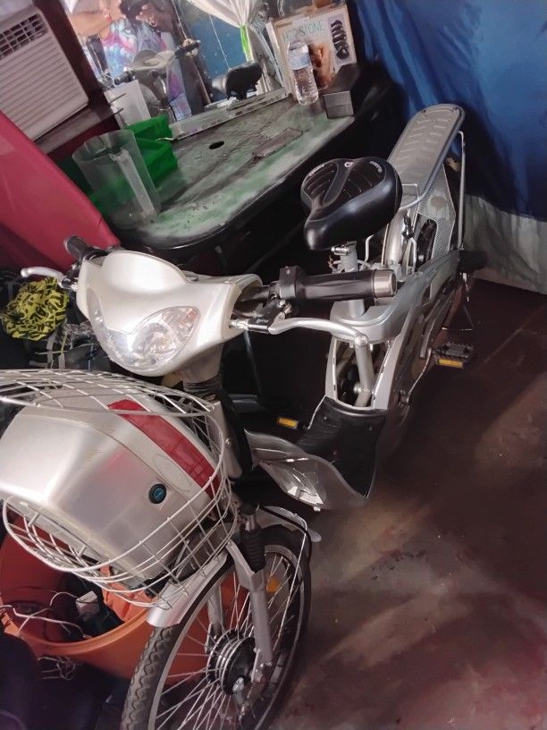 New  E Bike. No Battery