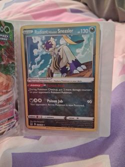 Radiant Hisuian Sneasler Pokémon Card 123/196