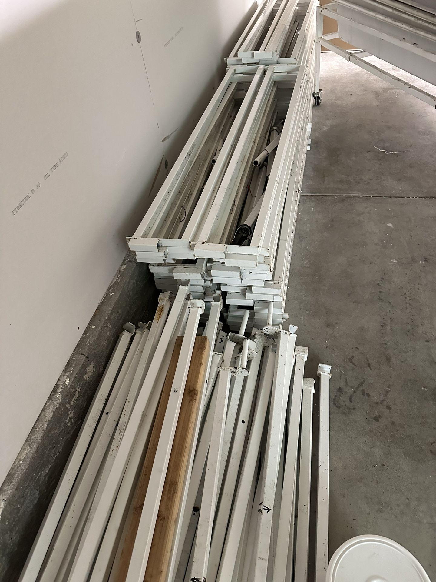 Fast Fit Stands