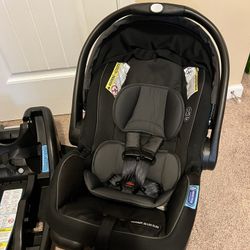 Graco Infant Car Seat