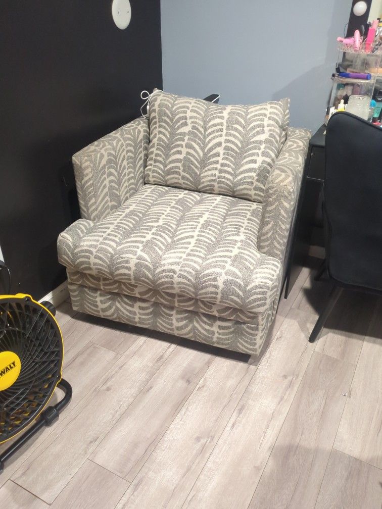 Swivel Chair
