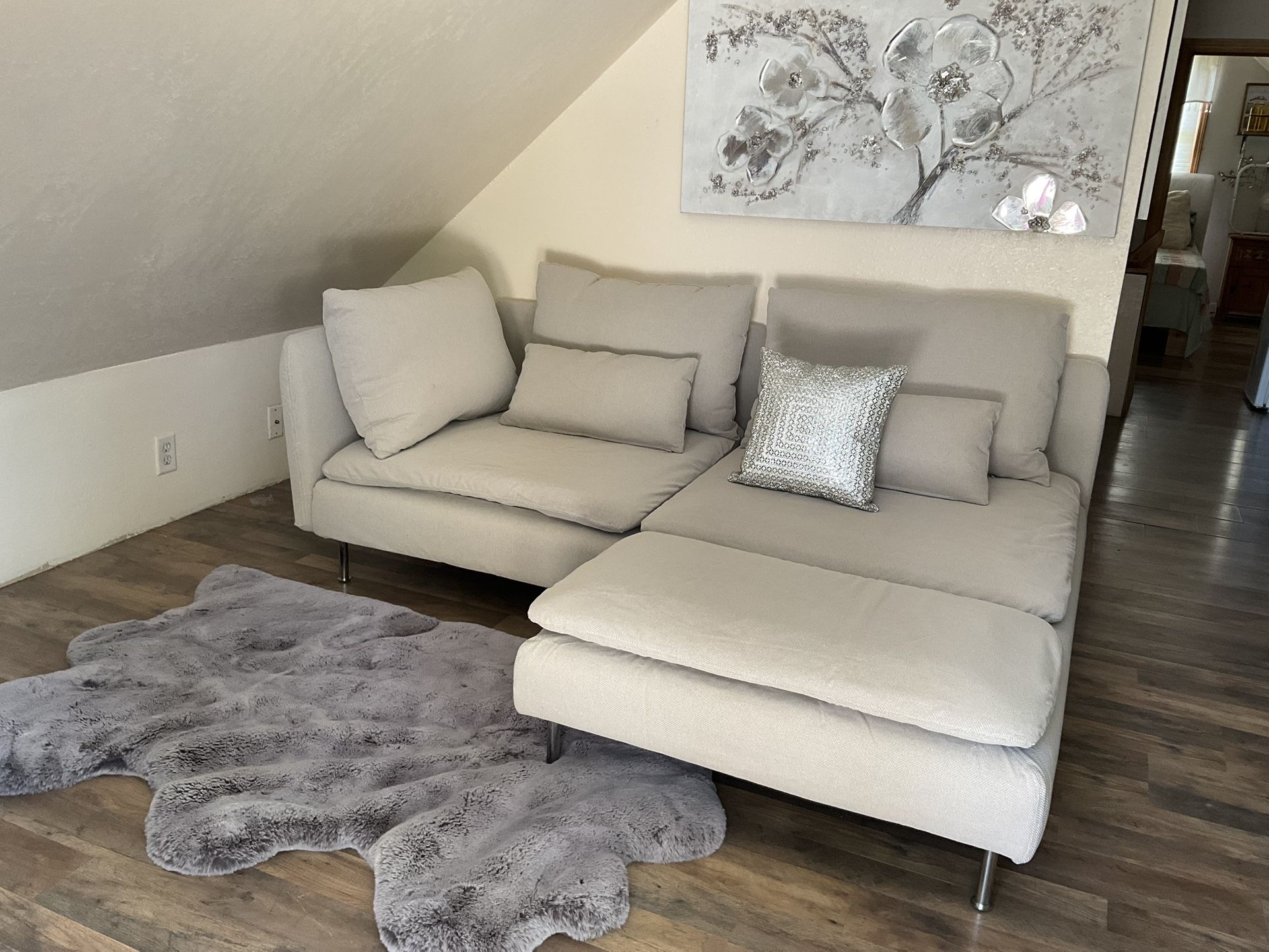 IKEA SODERHAMN SECTIONAL WITH REVERSIBLE CHAISE