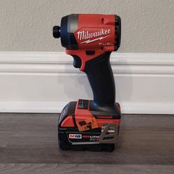 NEW Milwaukee M18 Fuel Impact Driver 1/4 Hex Newest Generation W/ 5AH Battery