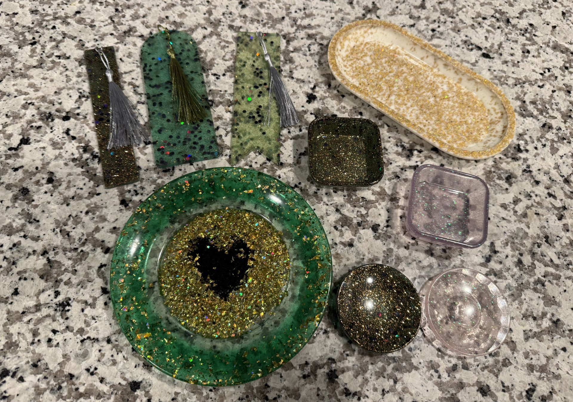 Handmade Resin Trinkets – Bookmarks, Trays, Dishes (Glitter Designs)