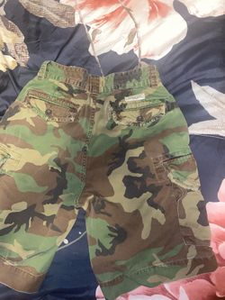 Ralph Lauren Polo Camo Cargo shorts size 30 mens