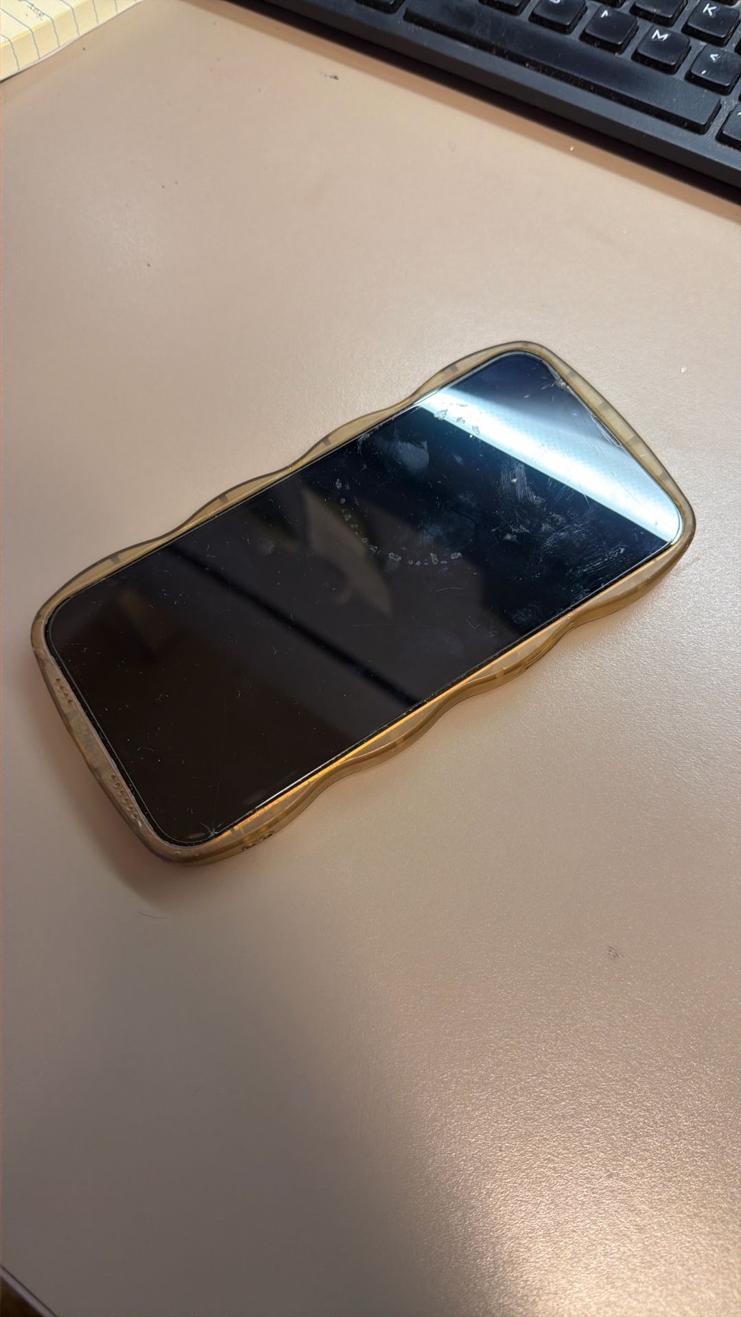 iPhone 13 Pro Max Gold 128 GB Need Screen Repair