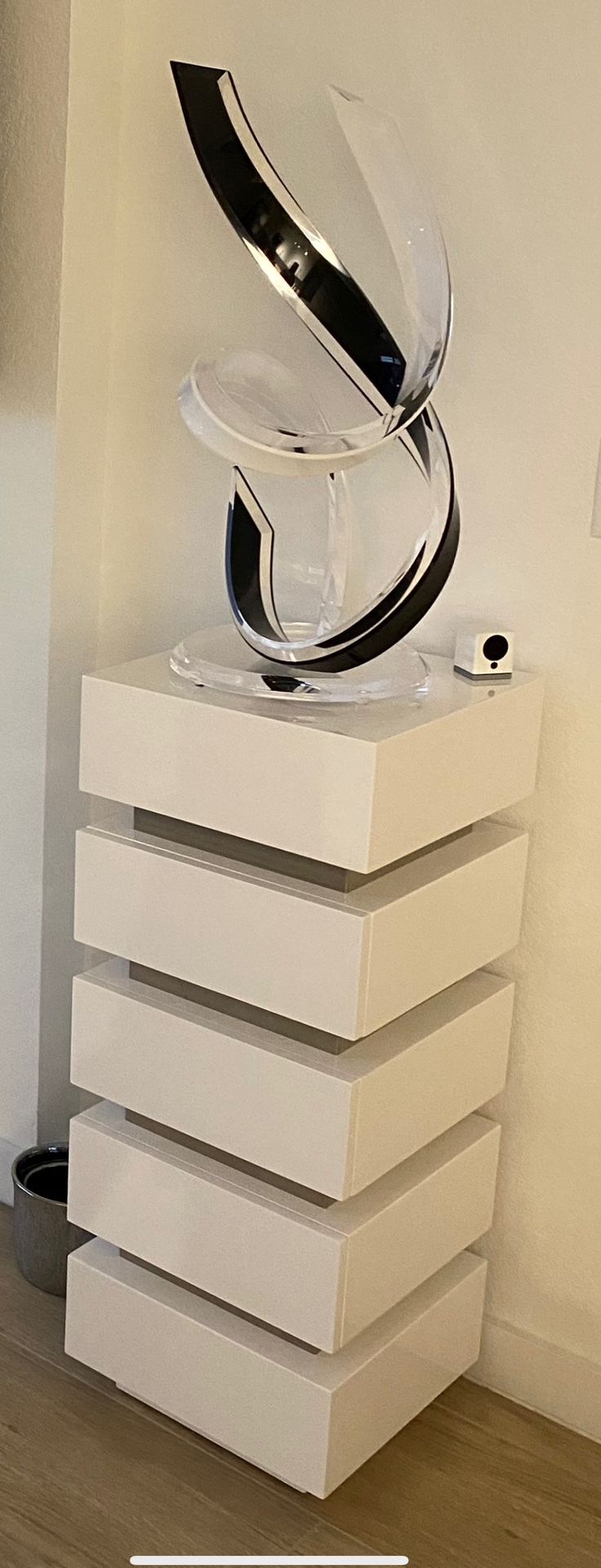 Grace White Large Pedestal with acrylic sculpture from ELDORADO