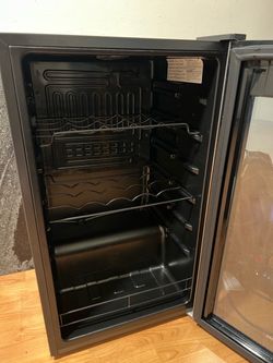 Frigidaire wine cooler