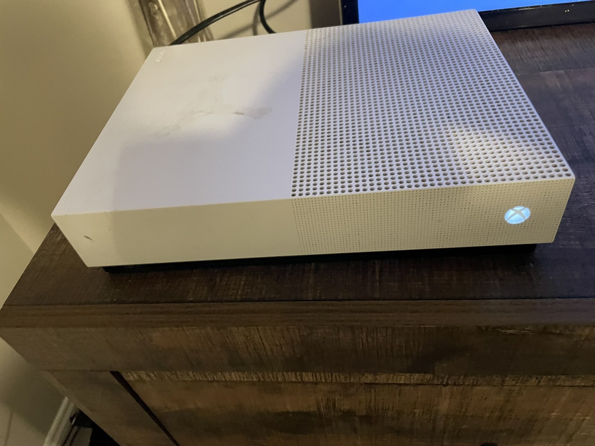 Xbox One S