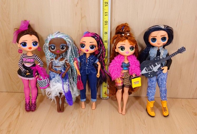 LOL OMG Surprise Fashion Doll Lot 2