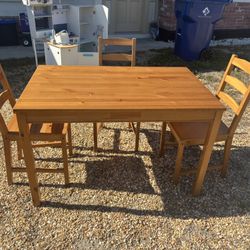 Table& Chairs