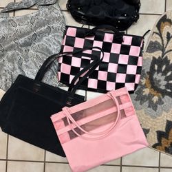 5 Handbags Totes Purses ALL For only $20 !!! 