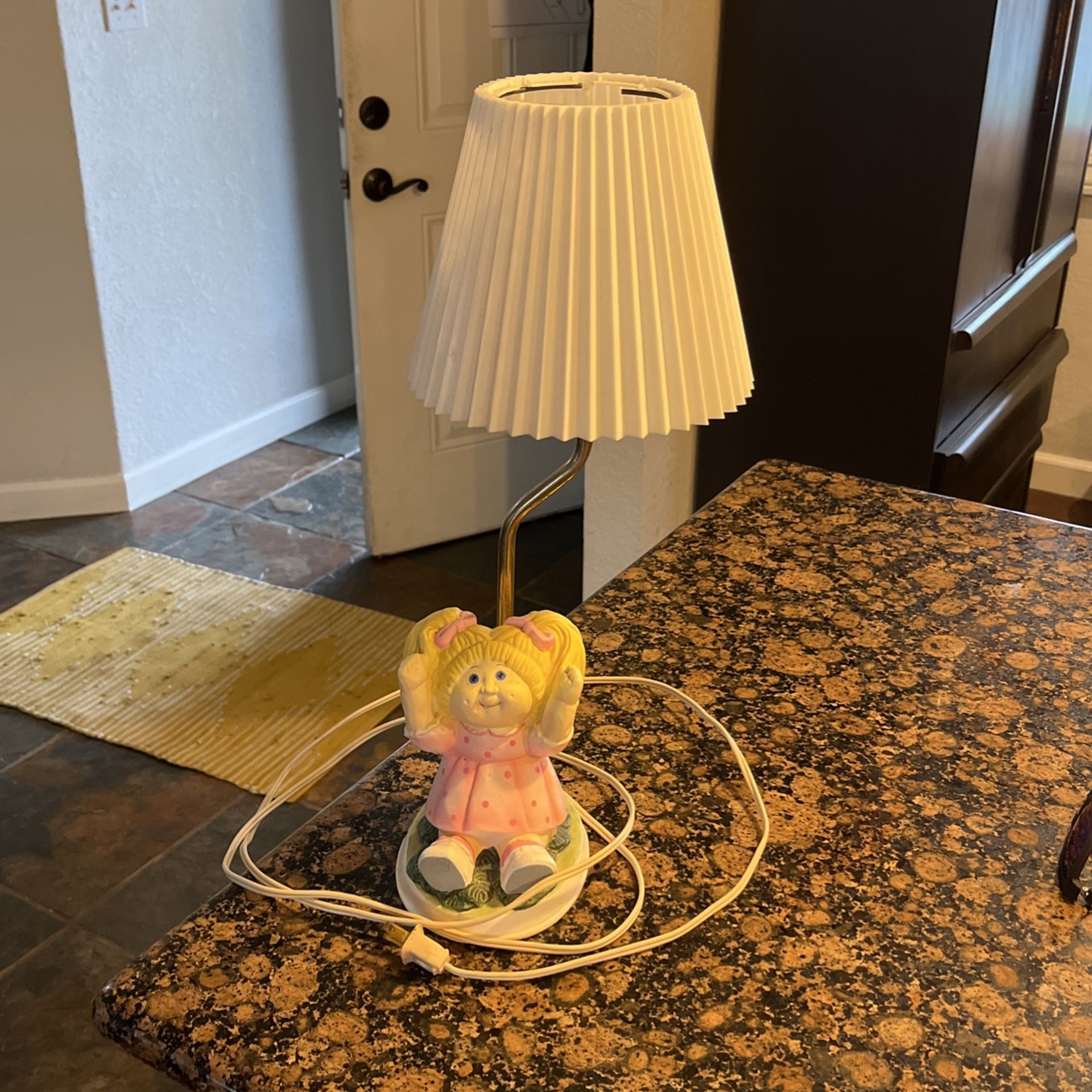 Vintage Cabbage Patch Lamp