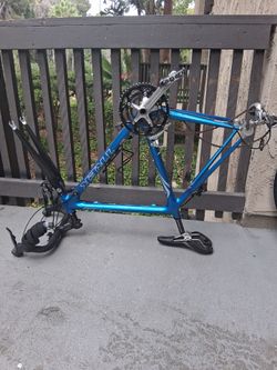 Trek 5000 Carbon Fiber Road Bike