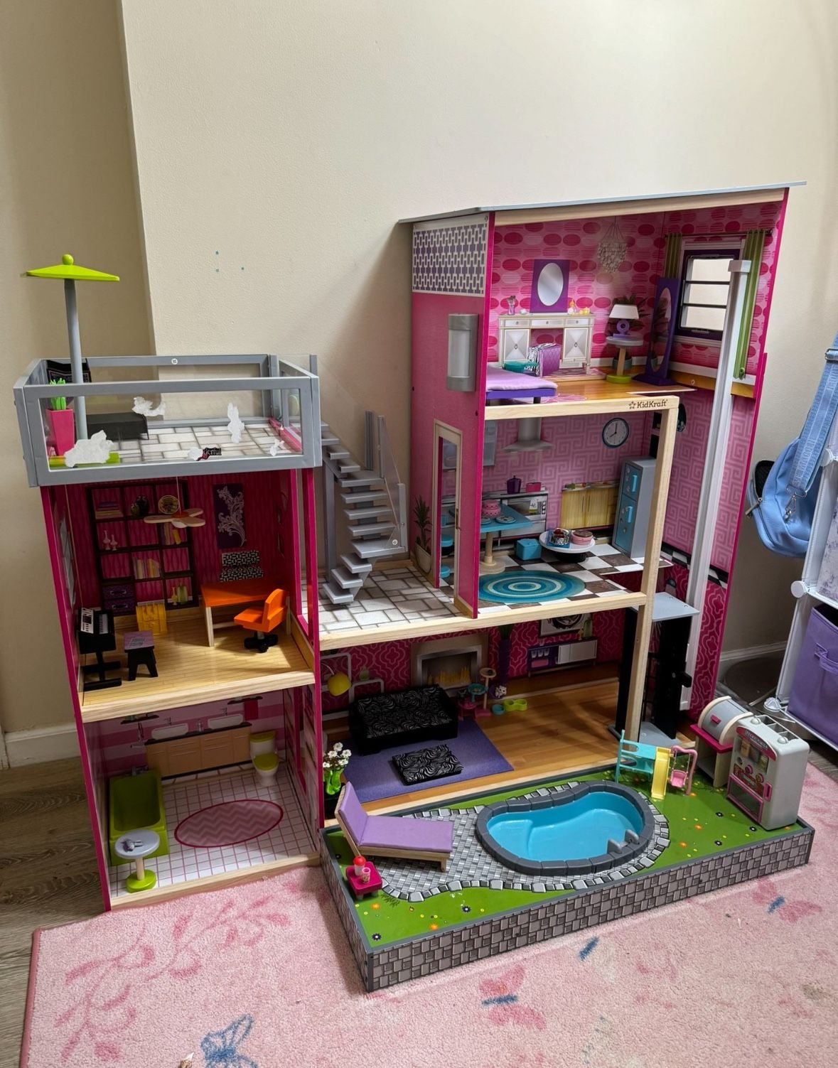 Dollhouse