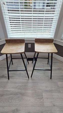 2 Bar Stool Chair