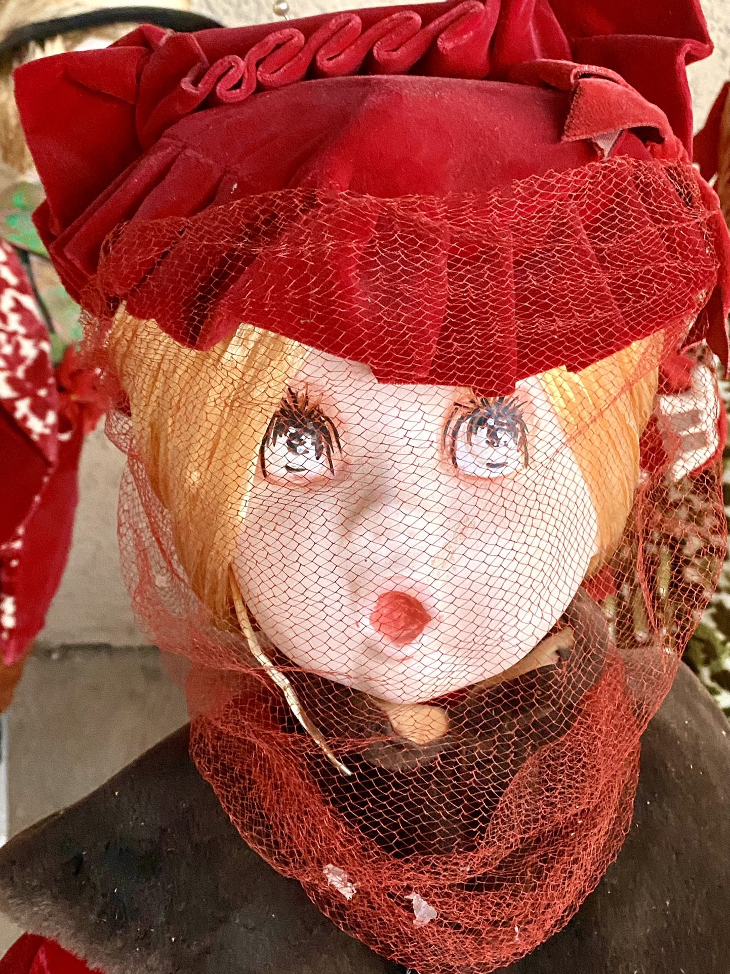 Vintage 1960’s Dept Store Electric Anamaton Mechanical Christmas Window Display Four (4) Figures/Dolls Approx 3ft Tall