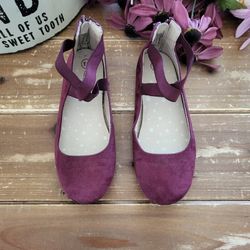 SIZE 12 GIRLS BURGUNDY BALLET FLATS W/ELASTIC CRISS-CROSS ANKLE STRAPS
