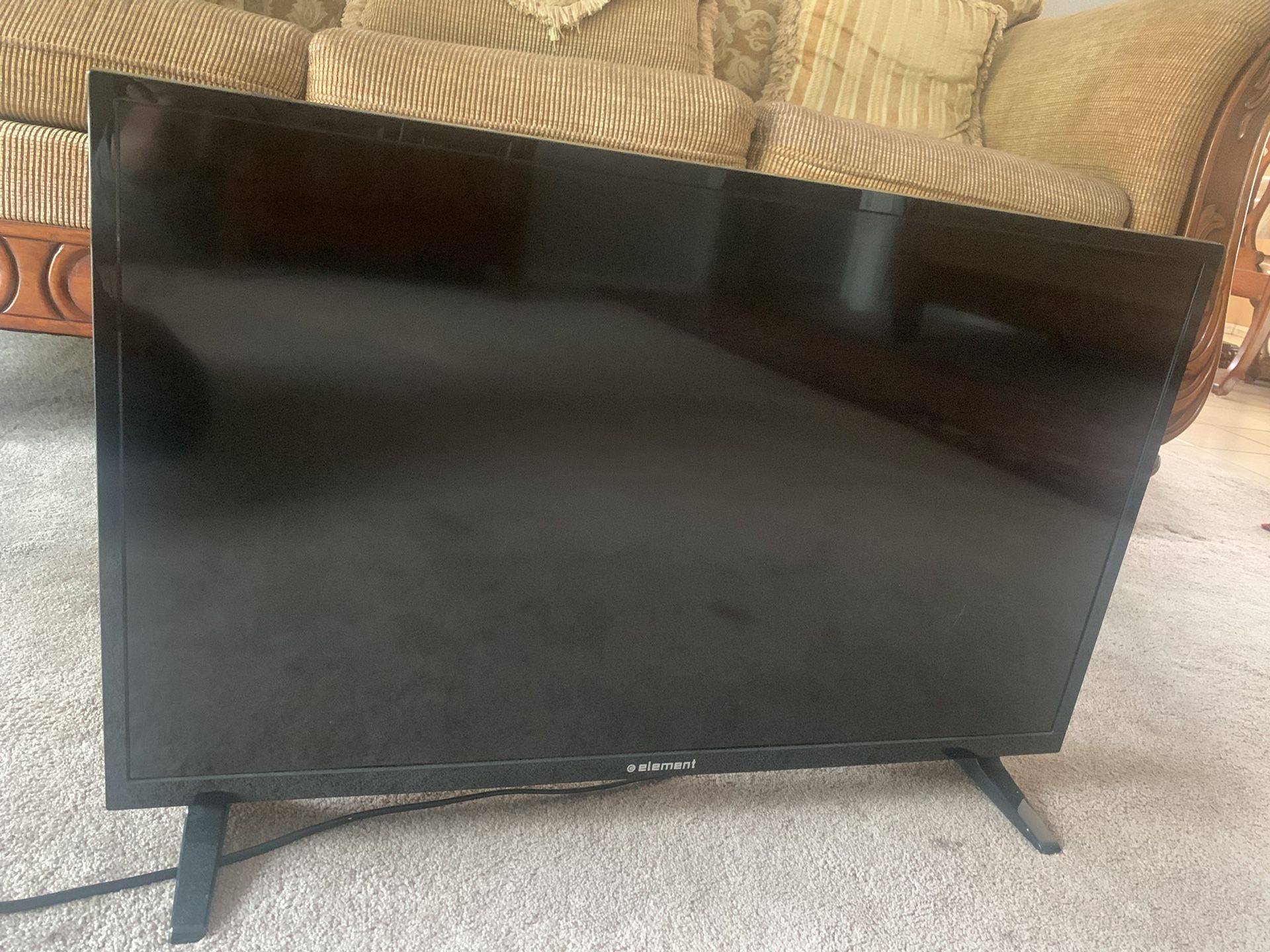 Element Smart TV 32’